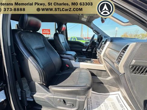 Used 2019 Ford F350 Lariat image 17