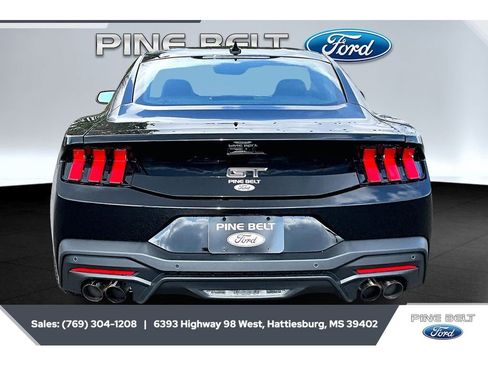 New 2026 Ford Mustang GT Premium RWD image 4