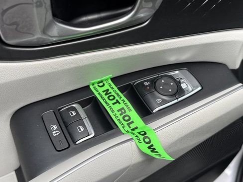 New 2026 Kia Sorento S AWD/4WD image 17