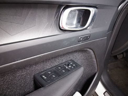 Certified 2023 Volvo C40 Recharge Core w/ Protection Package Premier AWD/4WD image 11