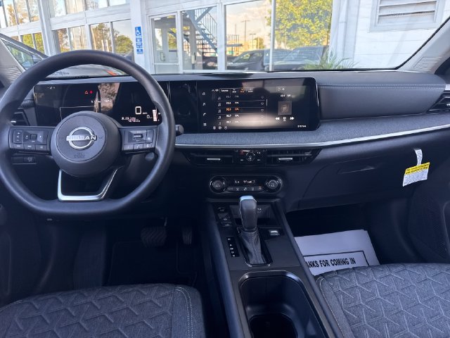 Used 2026 Nissan Kicks SV FWD image 13
