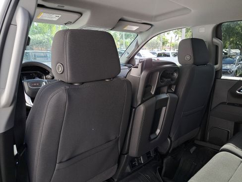 New 2025 GMC Sierra 1500 Elevation w/ LPO, Elevation Black Package image 13