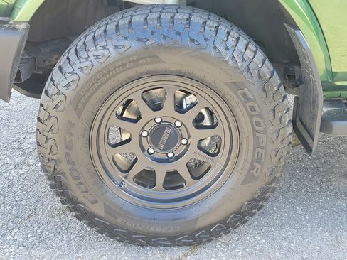 Used 2023 Ford Bronco Outer Banks AWD/4WD image 12