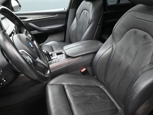 Used 2017 BMW X5 xDrive50i image 11