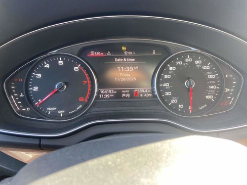 Used 2021 Audi Q5 2.0T Premium image 24