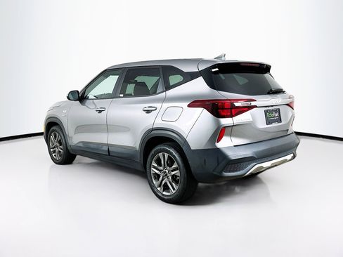 Used 2023 Kia Seltos LX image 5