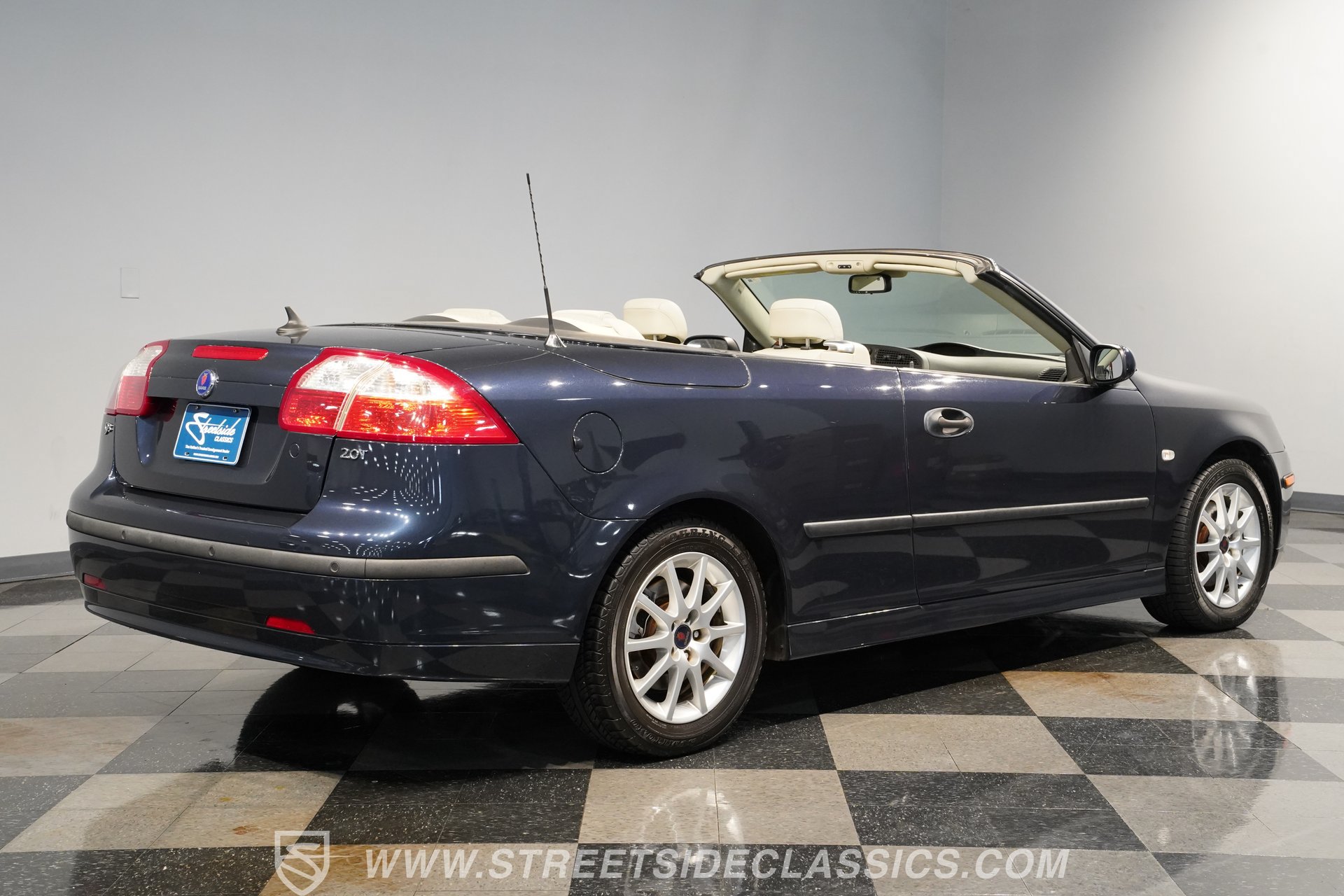 Used 2005 Saab 9-3 Arc FWD image 13