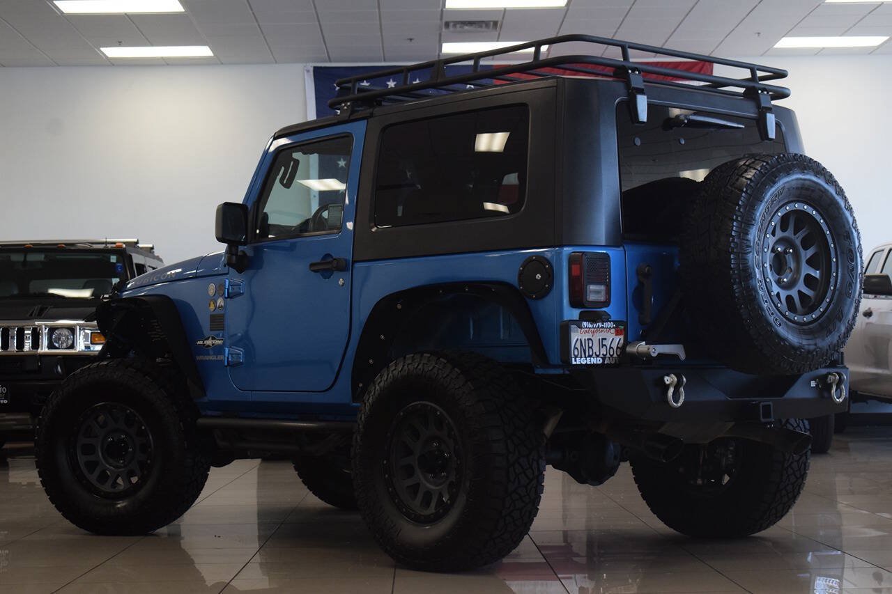 Used 2010 Jeep Wrangler Rubicon w/ PWR Convenience Group AWD/4WD image 5