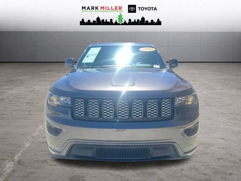 Used 2021 Jeep Grand Cherokee Laredo X AWD/4WD image 9
