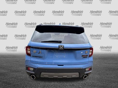 Used 2024 Honda Passport TrailSport image 9