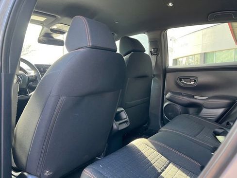 Used 2025 Honda HR-V Sport image 11