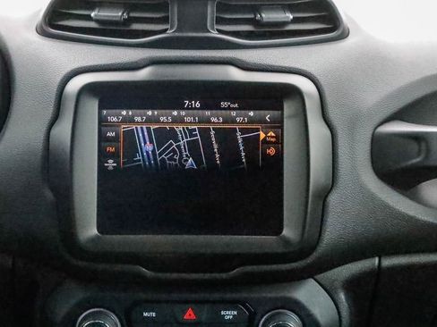 Certified 2023 Jeep Renegade Limited image 14