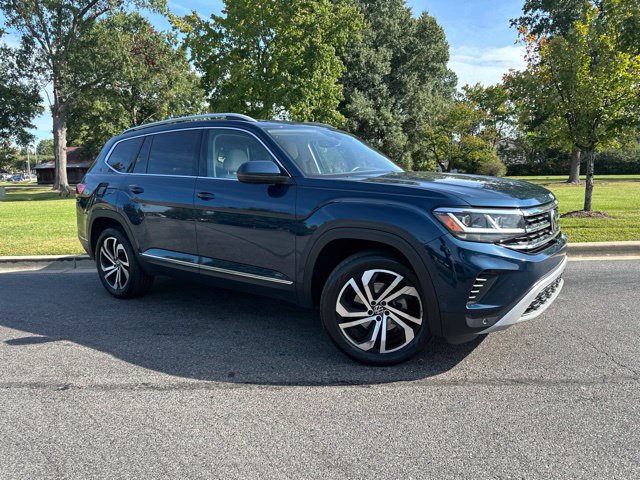 Used 2021 Volkswagen Atlas SEL Premium AWD/4WD image 2