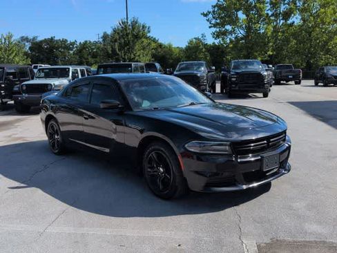 Certified 2021 Dodge Charger SXT w/ Leather Interior Group RWD image 2