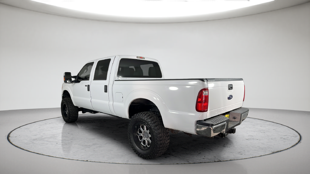 Used 2016 Ford F250 XLT w/ XLT Premium Package AWD/4WD image 11