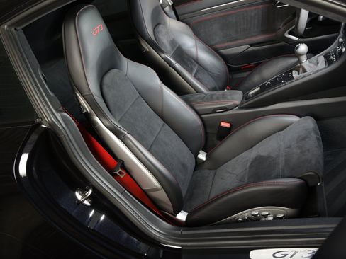 Used 2019 Porsche 911 GT3 RWD image 30