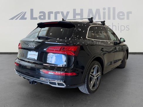 Used 2018 Audi SQ5 Premium Plus w/ Warm Weather Package AWD/4WD image 5