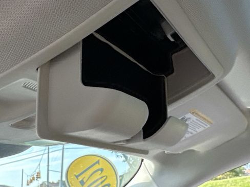 Certified 2021 Ford Escape Titanium w/ Titanium Elite Package image 29