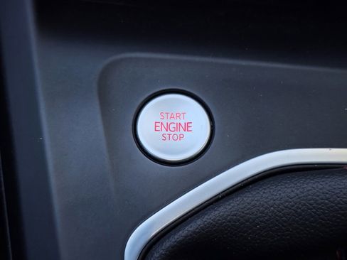 Used 2022 Volkswagen GTI SE image 29