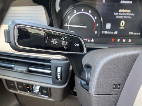 Used 2022 Lincoln Corsair AWD w/ Premium Package image 25