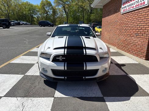 Used 2010 Ford Mustang Shelby GT500 RWD image 8