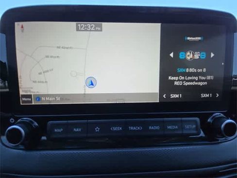 Used 2022 Hyundai Kona Limited image 27