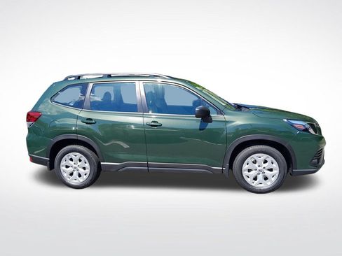 Used 2023 Subaru Forester AWD/4WD image 9