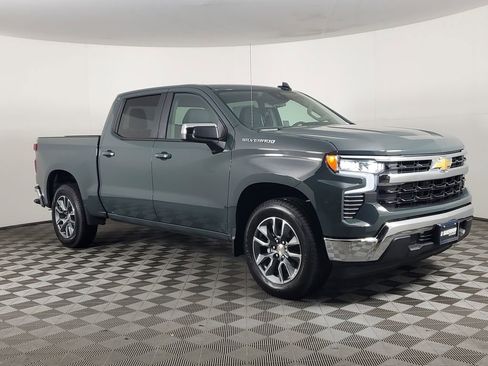 New 2026 Chevrolet Silverado 1500 LT image 2