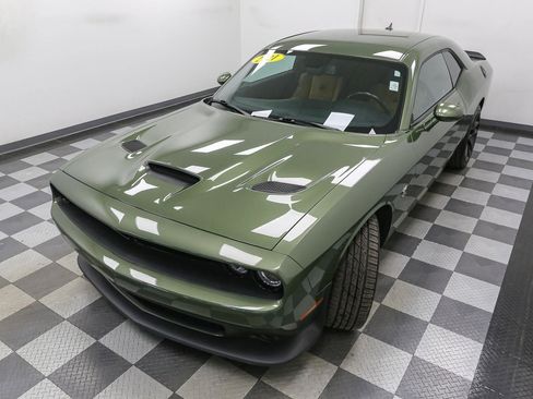 Used 2021 Dodge Challenger R/T Scat Pack w/ Plus Package image 5