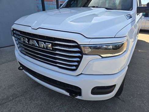New 2026 RAM 1500 Laramie w/ Laramie Preferred Package AWD/4WD image 18