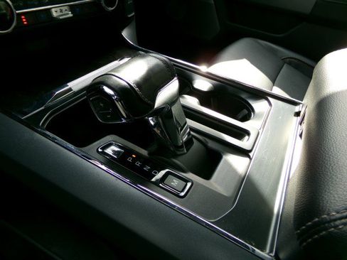 Used 2023 Ford F150 Lariat image 21