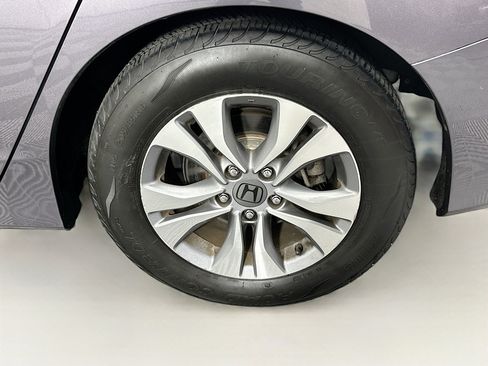 Used 2015 Honda Accord LX image 11