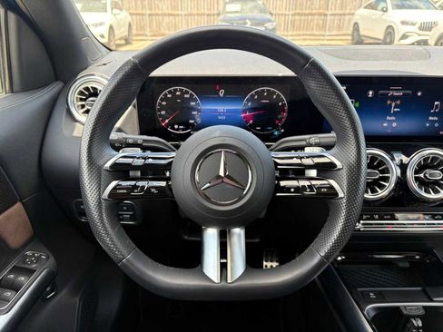 Used 2025 Mercedes-Benz GLA 250 image 24