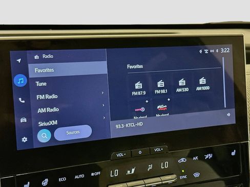 Used 2023 Subaru Solterra AWD image 21