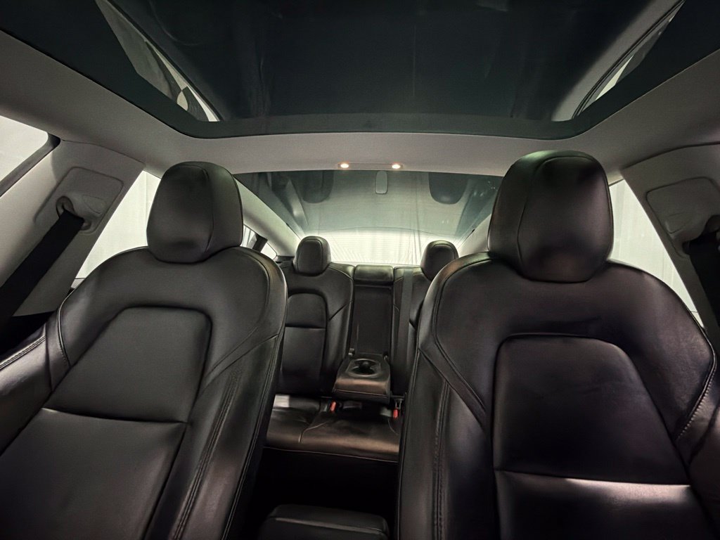 Used 2019 Tesla Model 3 Standard Range RWD image 17