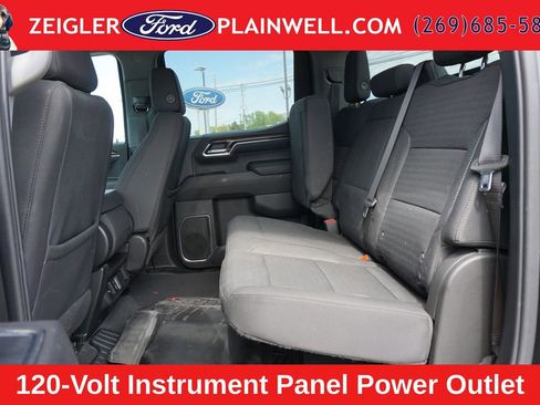 Used 2023 Chevrolet Silverado 1500 LT AWD/4WD image 11