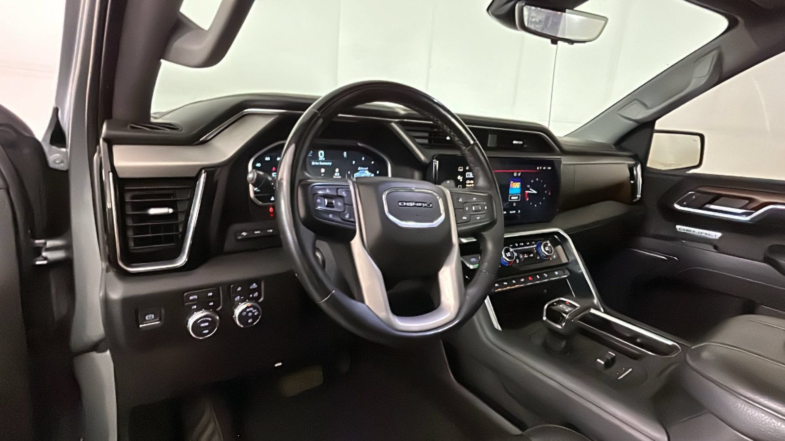 Used 2023 GMC Sierra 1500 Denali w/ Denali Reserve Package AWD/4WD image 16