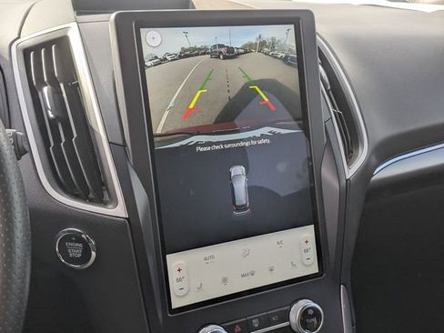 Certified 2022 Ford Edge ST-Line AWD/4WD image 16