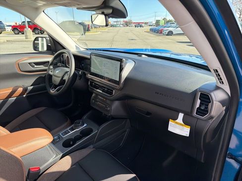 New 2025 Ford Bronco Sport Outer Banks w/ Outer Banks Tech Package+ image 21