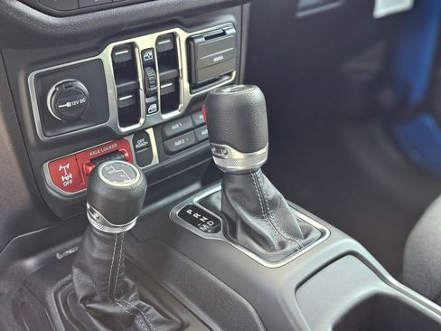 New 2026 Jeep Wrangler Willys AWD/4WD image 16