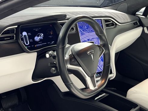 Used 2017 Tesla Model S 90D image 16