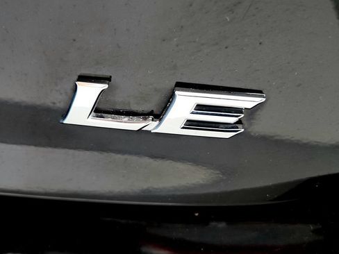 Used 2025 Toyota Camry LE FWD image 14