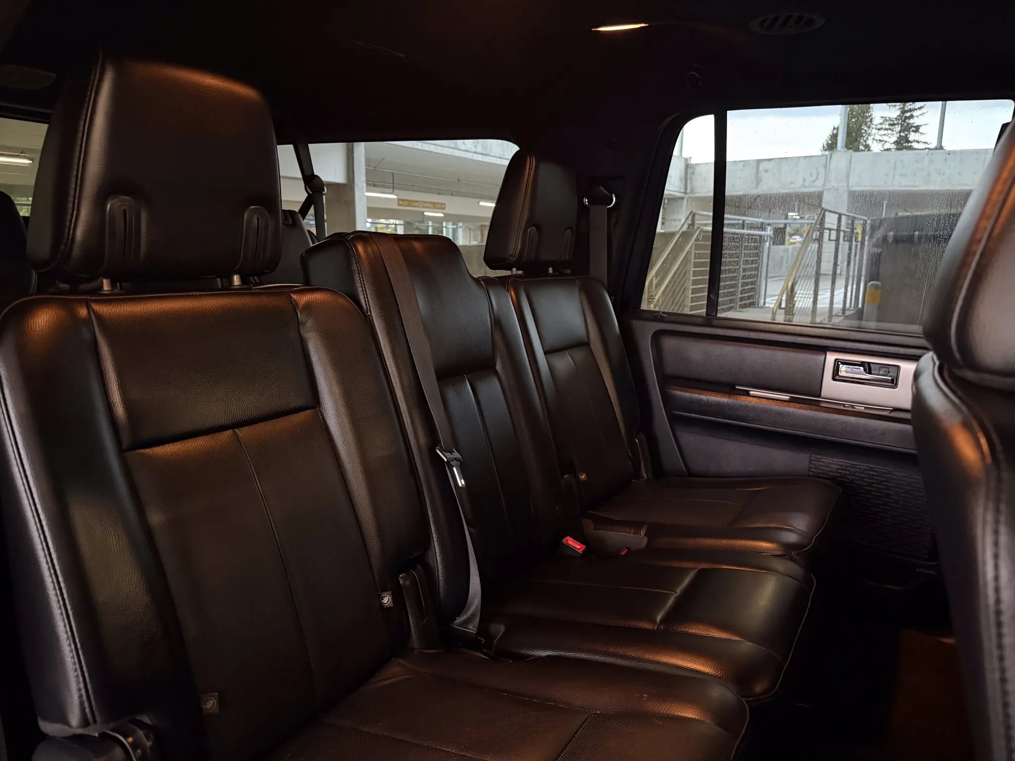 Used 2015 Ford Expedition EL XLT w/ Equipment Group 202A AWD/4WD image 28