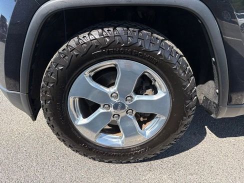 Used 2012 Jeep Grand Cherokee Limited AWD/4WD image 13