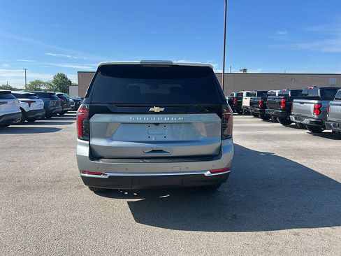 New 2026 Chevrolet Suburban LS w/ LS Custom Edition AWD/4WD image 7