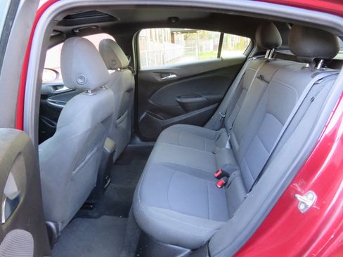 Used 2017 Chevrolet Cruze LT w/ Sun And Sound Package FWD image 20