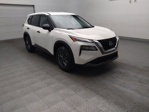 Used 2023 Nissan Rogue S FWD image 13