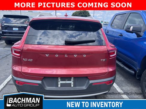 Used 2019 Volvo XC40 T5 Momentum AWD/4WD image 7