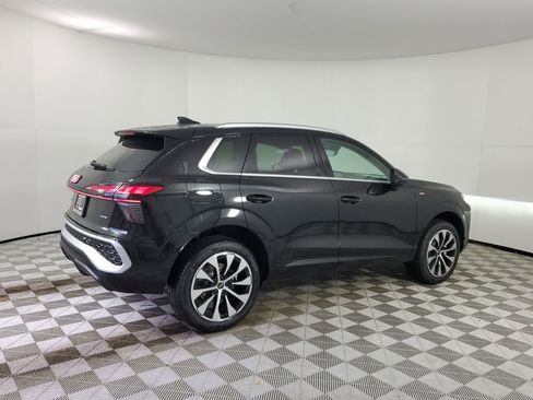 New 2026 Audi Q3 quattro 2.0T image 11