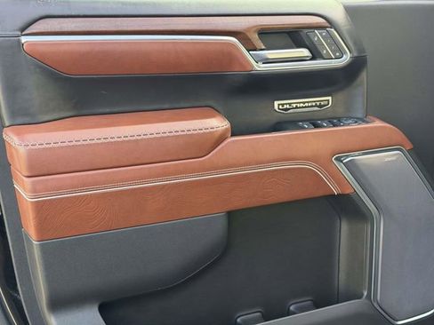 Used 2023 GMC Sierra 1500 Denali Ultimate image 11